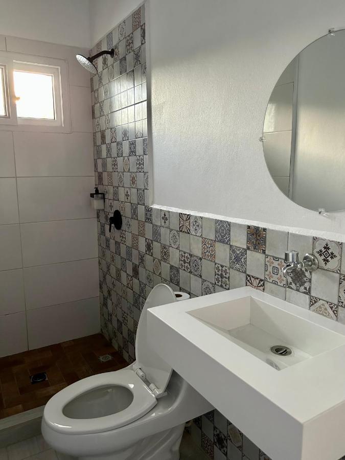 Athena Garden Hotell Tela Eksteriør bilde